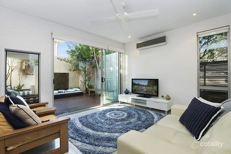 Property photo of 1/1 Elder Entrance Burleigh Heads QLD 4220