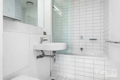 Property photo of 20/620 Collins Street Melbourne VIC 3000