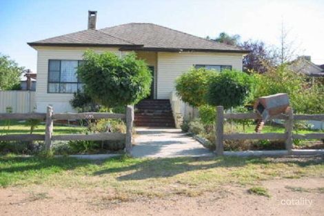 95 Edwards St, Young, NSW 2594