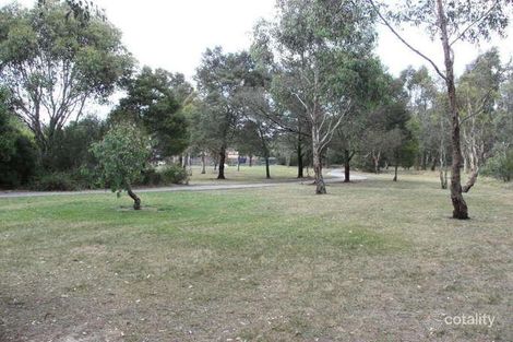 Property photo of 5 Broadbent Way Pakenham VIC 3810