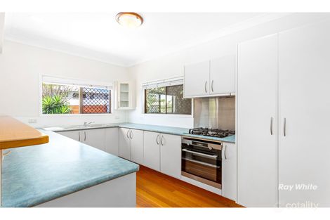 Property photo of 3 Bayview Drive Lammermoor QLD 4703