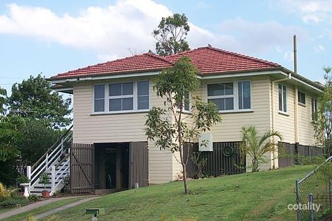 5 Rutherford St, Stafford Heights, QLD 4053