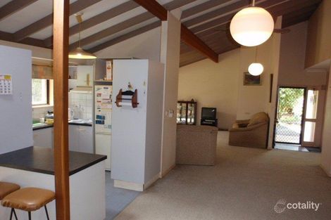 Property photo of 2 Tindara Avenue Ocean Shores NSW 2483