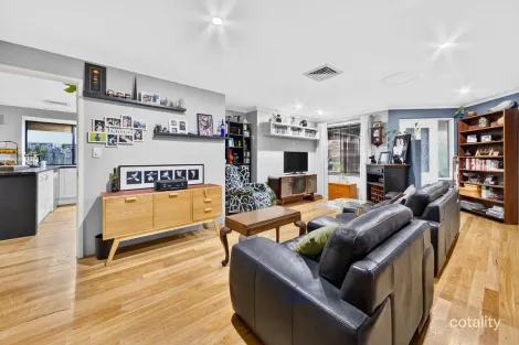 Property photo of 17 Walsh Avenue Redcliffe WA 6104