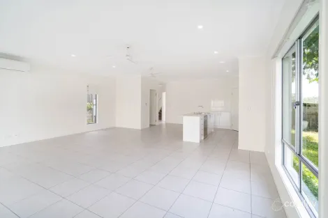 Property photo of 2 Yale Street Pimpama QLD 4209