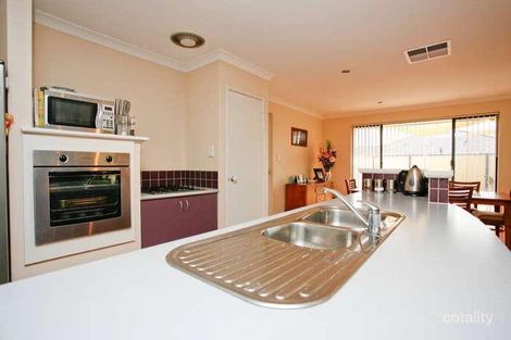 Property photo of 15 Covington Loop Success WA 6164