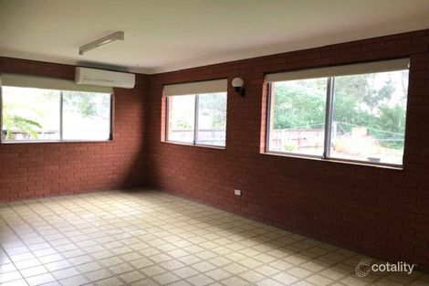 Property photo of 25 Third Avenue Macquarie Fields NSW 2564