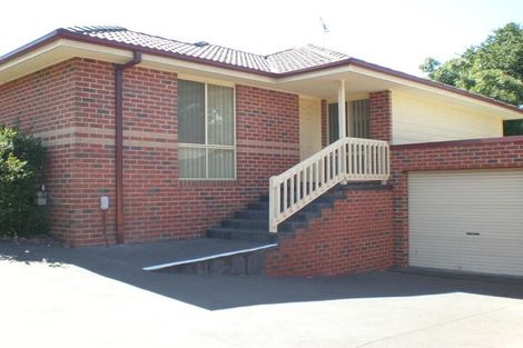2/15 Powlett St, Kilmore, VIC 3764