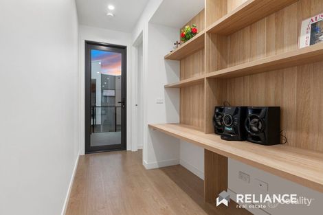 Property photo of 30 Glasson Place Point Cook VIC 3030