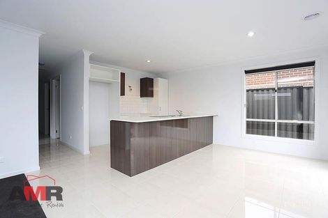 Property photo of 11 Pinnacle Drive Pakenham VIC 3810