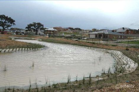 4 Trinity Bvd, Attwood, VIC 3049