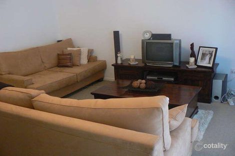 Property photo of 2/49 Lade Street Coorparoo QLD 4151