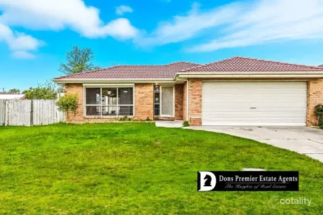 Property photo of 4 Baez Way Hampton Park VIC 3976