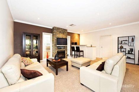 Property photo of 19 Everard Street Diamond Creek VIC 3089