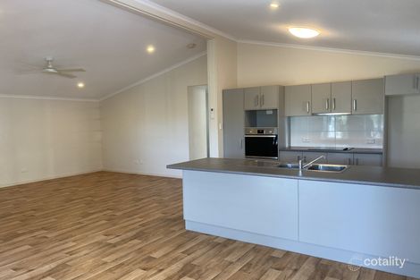 9 Beaumetz St, Sandgate, QLD 4017
