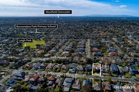 Property photo of 17 Mountain View Road Balwyn North VIC 3104