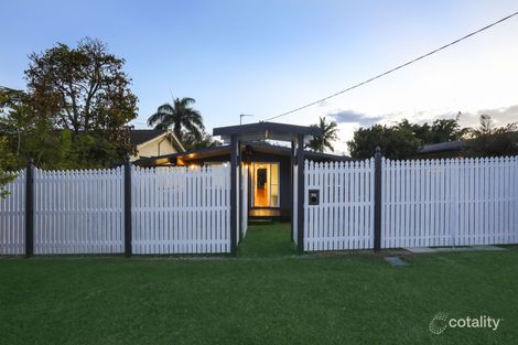 Property photo of 22 Second Avenue Labrador QLD 4215