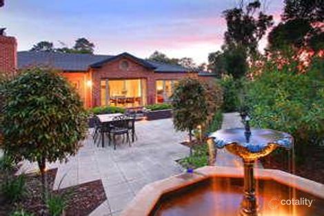 10 Waratah Ave, Mornington, VIC 3931