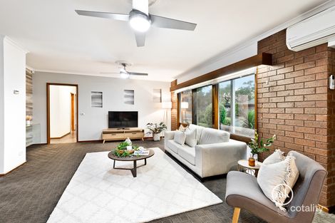 Property photo of 1 Beech Court Greensborough VIC 3088