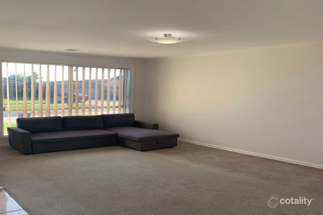 Property photo of 14 Glenn Erin Way Berwick VIC 3806