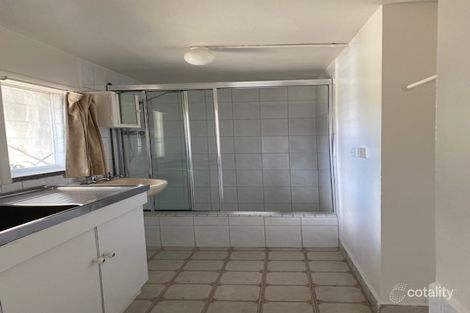 2 Glenside St, Avondale Heights, VIC 3034