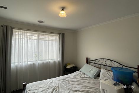 Property photo of 8 Leura Street Drouin VIC 3818