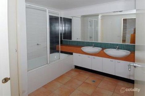 Property photo of 33/20 Esplanade St Kilda VIC 3182