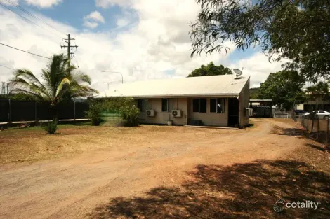 Property photo of 7 Beach Road Sarina QLD 4737