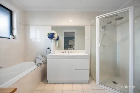 Property photo of 32 Marmong Street Marmong Point NSW 2284