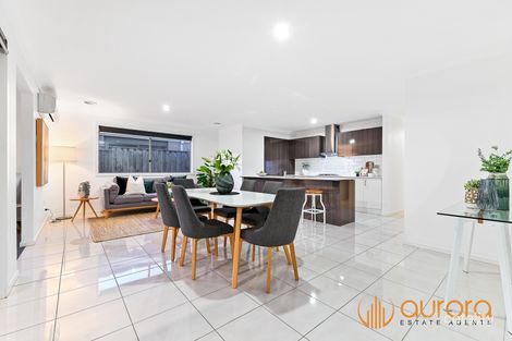 Property photo of 10 Leveret Way Narre Warren South VIC 3805