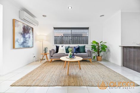 Property photo of 10 Leveret Way Narre Warren South VIC 3805