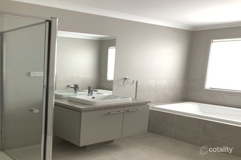 Property photo of 30 Agate Drive Tarneit VIC 3029