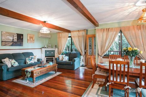 Property photo of 30 Fairloch Avenue Farmborough Heights NSW 2526