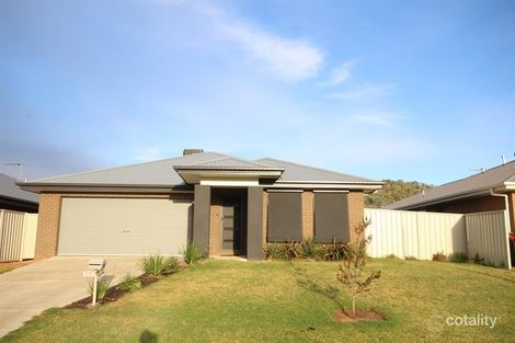 33 Hanrahan St, Hamilton Valley, NSW 2641