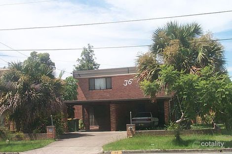 36 Howard St, Runaway Bay, QLD 4216