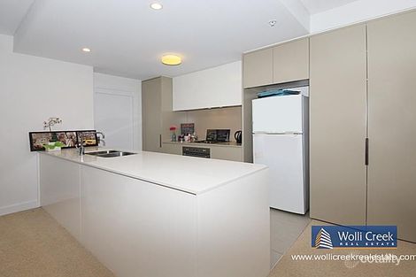 Property photo of 305/20 Brodie Spark Drive Wolli Creek NSW 2205
