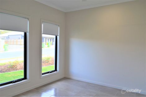 Property photo of 91 Steamer Way Spring Mountain QLD 4300