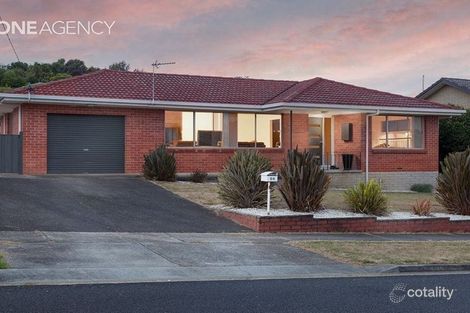 24 Richardson St, West Ulverstone, TAS 7315