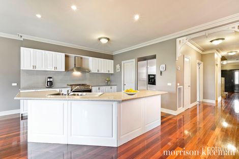 Property photo of 13 Barrett Place Doreen VIC 3754