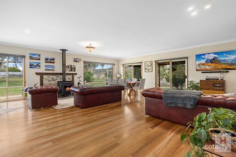 Property photo of 36 Eucumbene Road Hill Top NSW 2628