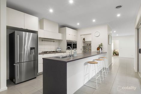 Property photo of 4 Walker Drive Doreen VIC 3754