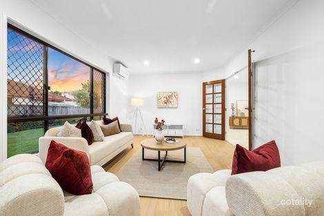 Property photo of 17 Regal Place Eight Mile Plains QLD 4113