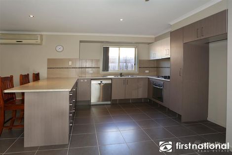 Property photo of 31 Bounty Way Berwick VIC 3806