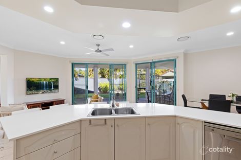 Property photo of 18 Dalley Park Drive Helensvale QLD 4212