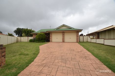 Property photo of 2 Buckle Court Middle Ridge QLD 4350