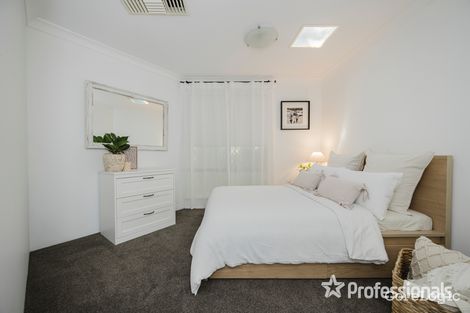 Property photo of 8 Sandgate Way Marangaroo WA 6064