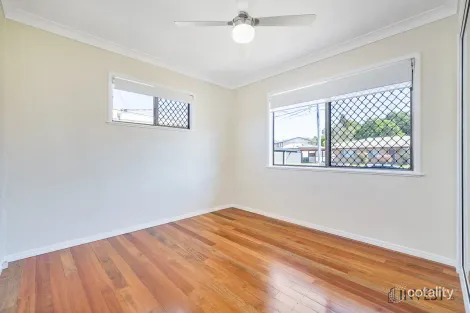 Property photo of 17 Sylvia Street Underwood QLD 4119