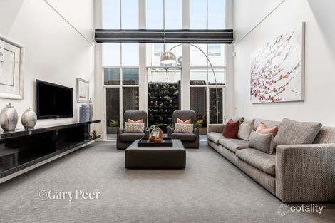 Property photo of 44 Langdon Road Caulfield North VIC 3161