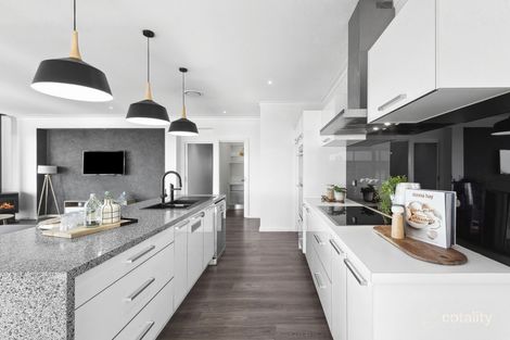 Property photo of 19-21 Morena Street Highton VIC 3216
