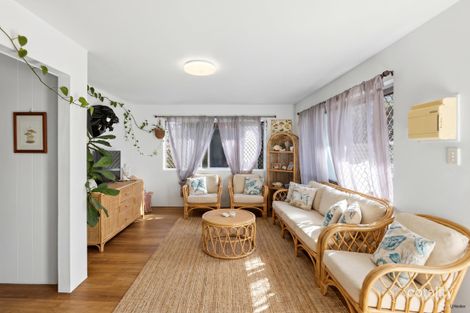 Property photo of 3/34 Coolangatta Road Coolangatta QLD 4225